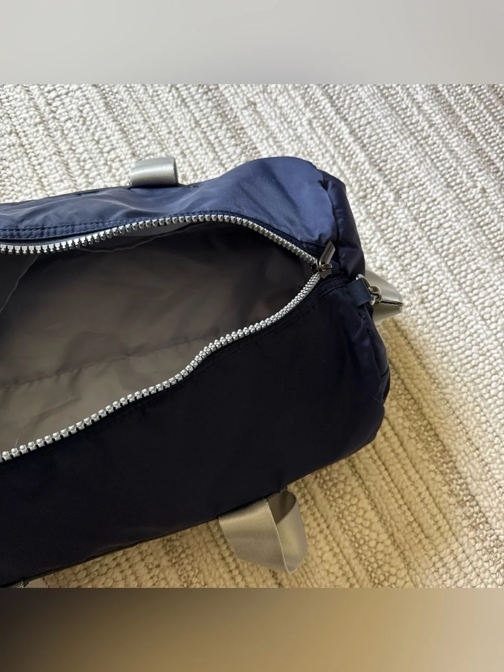 Dolce & Gabbana Navy Blue Medium Sz Heavy Nylon Duffle Bag Large Zipper